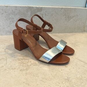 Tory Burch sandal brown with gold metallic strap size 9